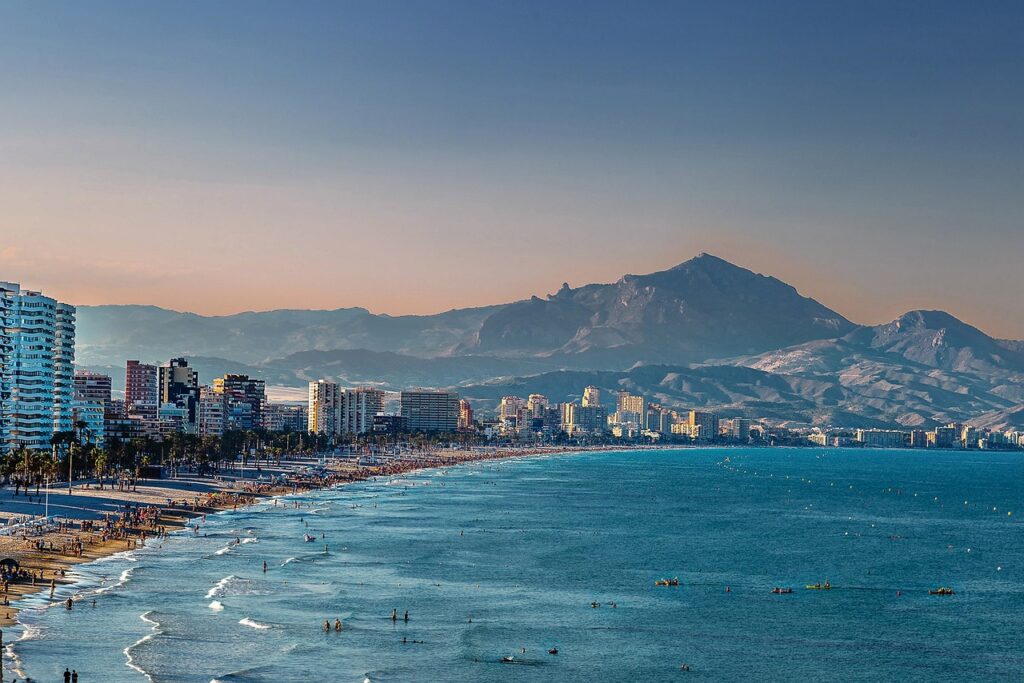 Alicante Rejtett Kincse: Utazás a Spanyol Paradicsomba